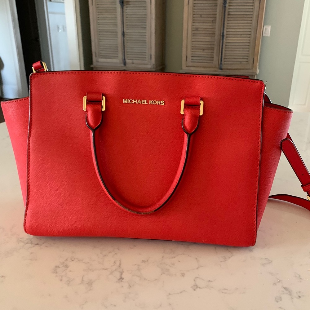 Michael Kors purse